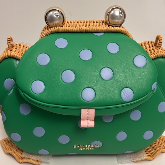 ❤️LIKE to be notified when I go LIVE ❤️ - Picture 14 of 16